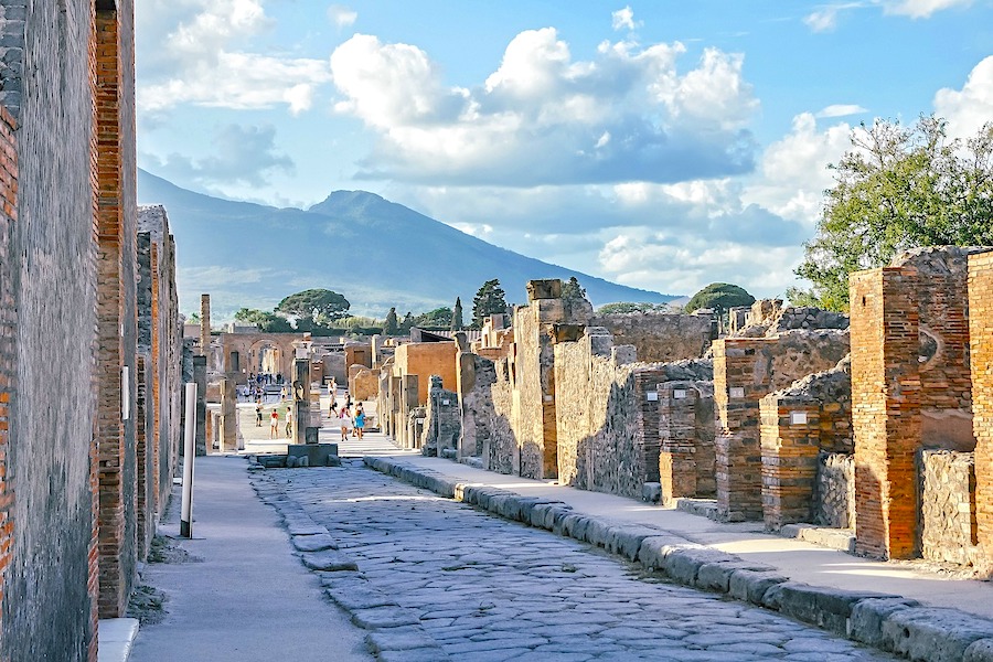 Best Places to Visit in Italy, Pompei