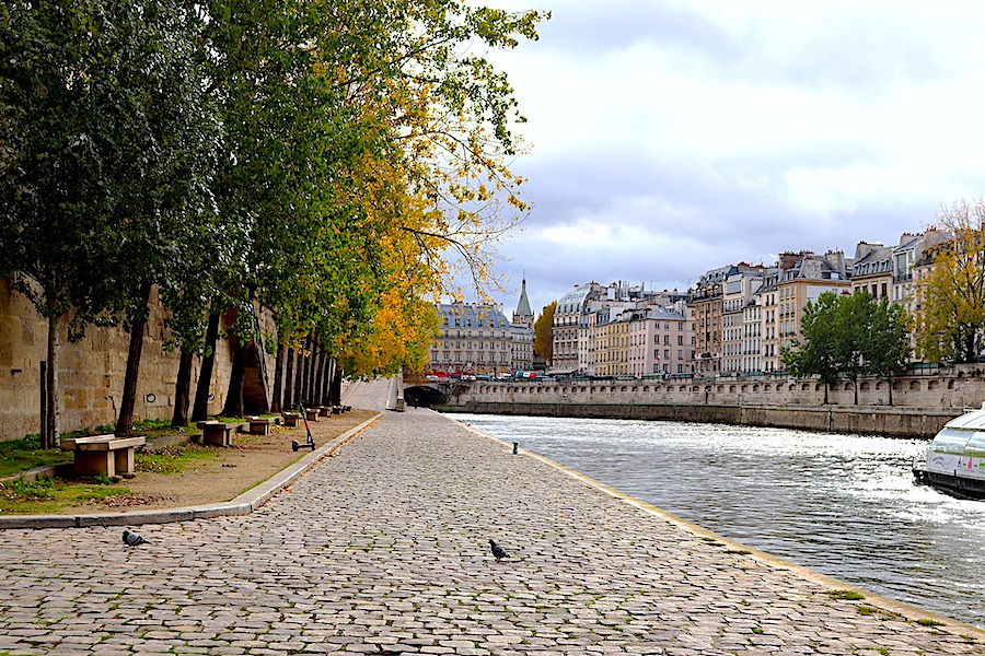 Paris Itinerary- walk along the River Seine